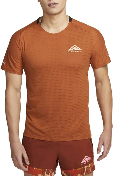 Shop Nike Dri-fit Trail Solar Chase Performance T-shirt In Dark Russet/ Bright Mandarin