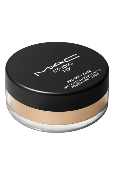 Mac Cosmetics Studio Fix Pro Set + Blur Weightless Loose Powder In 04medium