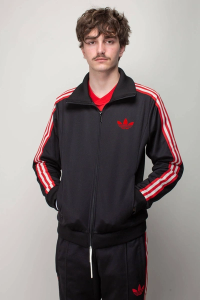 Ajax Track Top