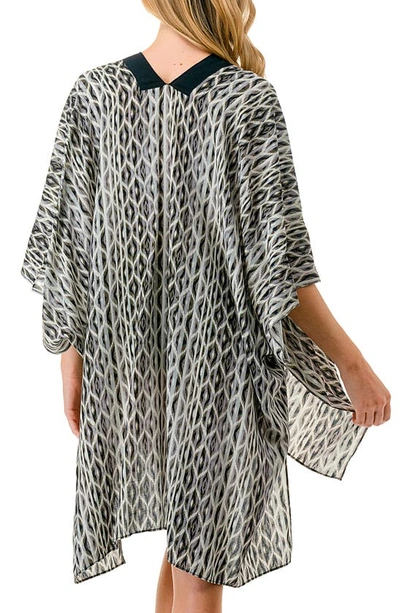 Marcus Adler Abstract Duster In Black