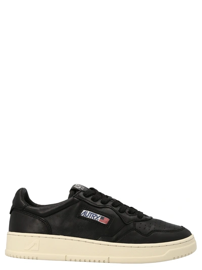 Shop Autry 01 Low Sneakers Black