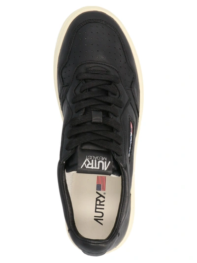 Shop Autry 01 Low Sneakers Black