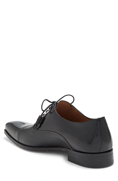 Shop Mezlan Textured Oxford In Black