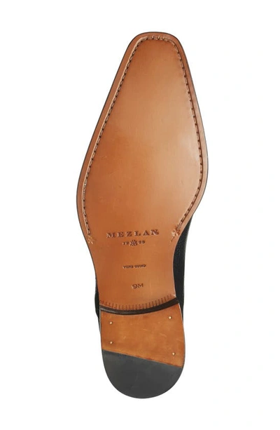 Mezlan Textured Oxford In Black