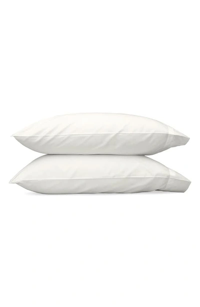 Matouk Nocturne 600 Thread Count Pillowcase In Bone