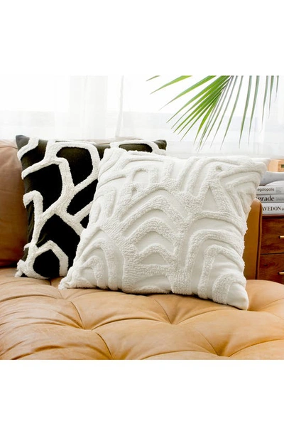 Shop Rochelle Porter Kobo Cotton Accent Pillow In White/ Black
