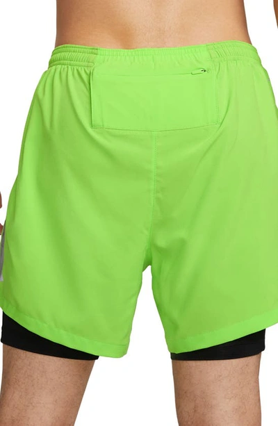 NIKE DRI-FIT STRIDE RUNNING SHORTS 