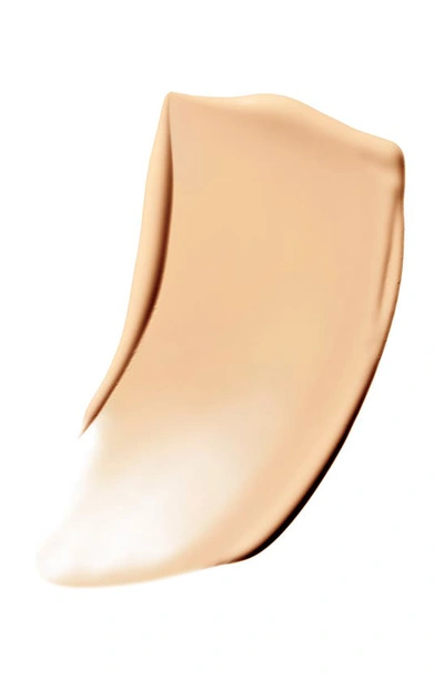 Mac Cosmetics Mac Studio Fix Fluid Foundation Broad-spectrum Spf 15 In Nc20 Light Neutral Golden