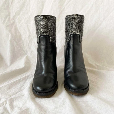 Pre-owned Chanel Leather And Tweed Boots, 37.5c In Used / 37.5 / Black