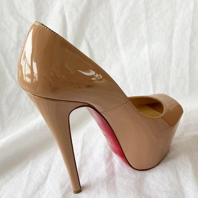 CHRISTIAN LOUBOUTIN Pre-owned Nude Patent Daffodile Platform Pumps, 37 In Used / 37 / Nude