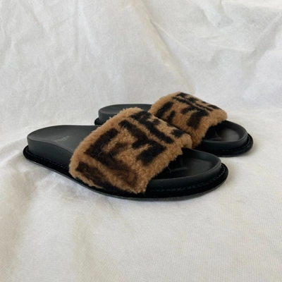 Pre-owned Fendi Ff Fur Brown And Black Slides, 36 In Default Title