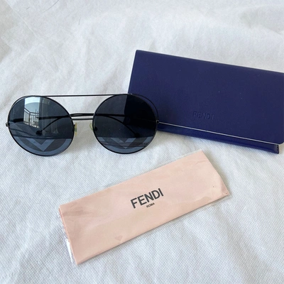 Pre-owned Fendi Run Away Oversized Round Sunglasses In Used / N/a / Black And Blue