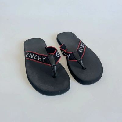 GIVENCHY Pre-owned Black Thong Sandals With Logo On Straps, 39 In Default Title