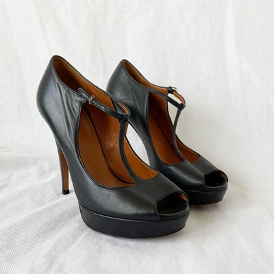 Pre-owned Gucci Black Leather Peep Toe T Bar Pumps, 37.5 In Used / 37.5 / Black