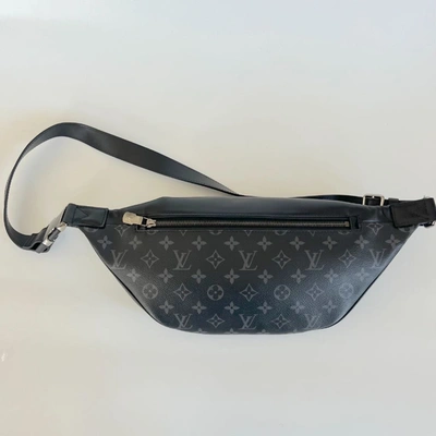 Pre-owned Louis Vuitton Discovery Bumbag Monogram Eclipse In Default Title