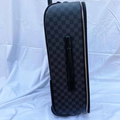 Pre-owned Louis Vuitton Damier Graphite Canvas Business Pegase Legere 50 Luggage Bag In Used / 50 / Grey