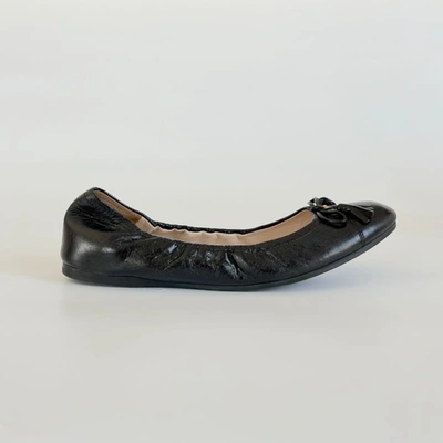 Pre-owned Prada Black Patent Leather Bow Scrunch Ballet Flats, 38 In  Default Title | ModeSens