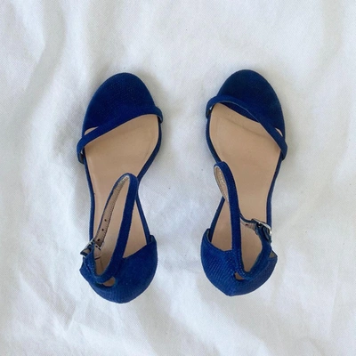 Pre-owned Stuart Weitzman Blue Textured Suede Ankle Strap Sandals, 35.5 In Used / 35.5 / Blue
