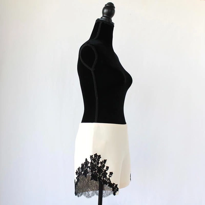 VALENTINO Pre-owned White Shorts With Black Lace In Default Title