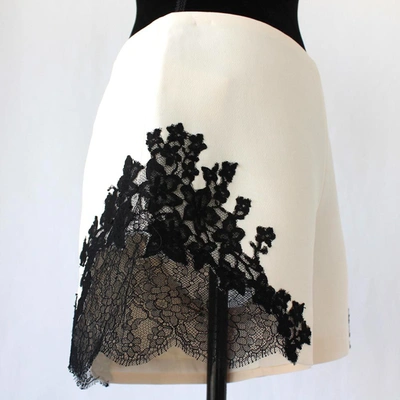 Pre-owned Valentino White Shorts With Black Lace In Default Title