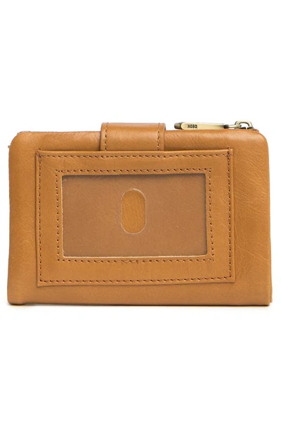 Hobo Ray Leather Bifold Wallet In Honey
