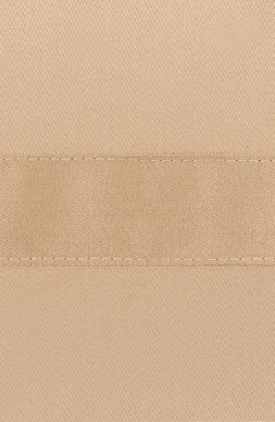 Matouk Nocturne 600 Thread Count Fitted Sheet In Champagne