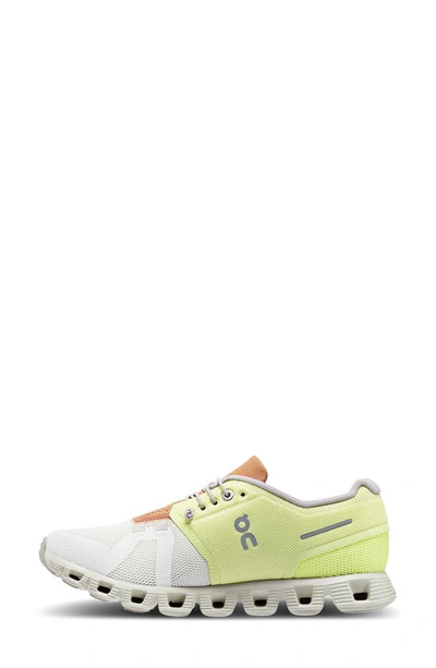 On Cloud 5 Running Shoe In Hay/ Ice