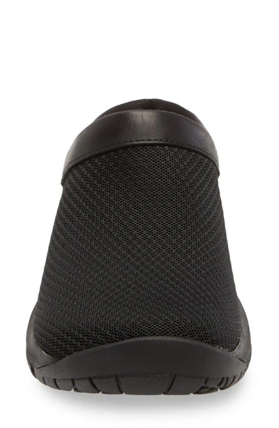 Merrell Encore Ice 4 Womens Sheepskin Faux Fur Clogs In Black Fabric