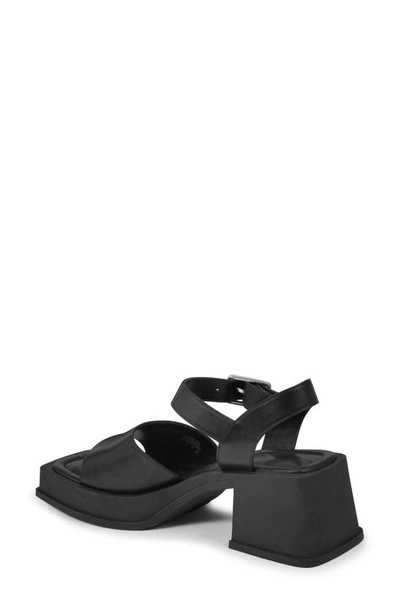 Shop Vagabond Shoemakers Hennie Platform Sandal In Black