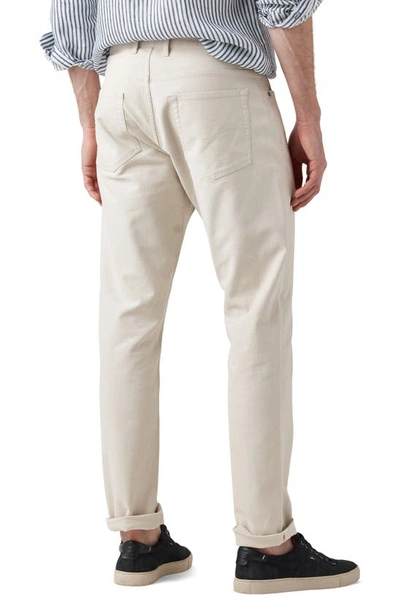 Rodd & Gunn Motion 2.0 Jeans In Stone