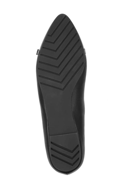 Me Too Aynslee Flat In Black