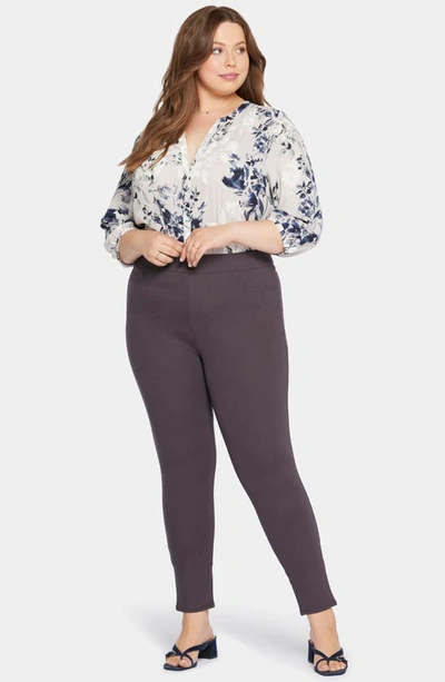 Nydj Plus Legging Cordovan Legging Jean In Cordovan