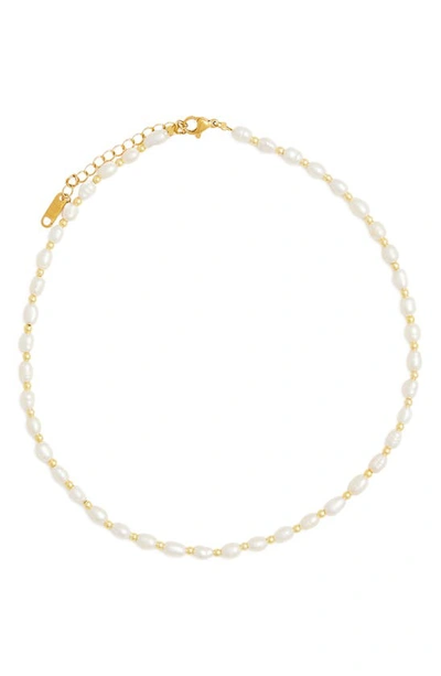 Shop Petit Moments Ren Freshwater Pearl Necklace In Gold