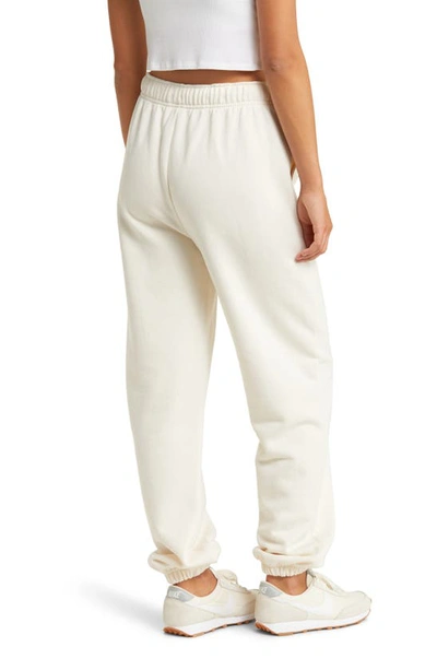 Shop Alo Yoga Accolade Sweatpants In Ivory