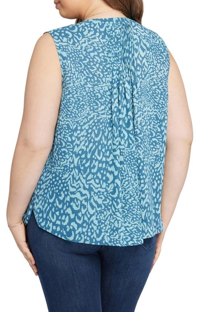 Shop Nydj Print Sleeveless Pleat Back Top In Agness