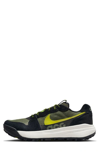 Shop Nike Acg Lowcate Hiking Sneaker In Cargo Khaki/ Moss/ Black