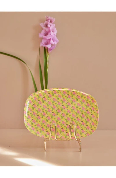 Rice Set Of Four Oblong Melamine Plates In Sunny Days