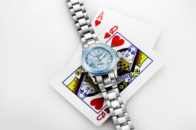 Stuhrling Original Depthmaster 3950al Quartz 32mm Classic In Silver