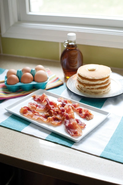 Nordic Ware Microwave Compact Bacon Rack In White