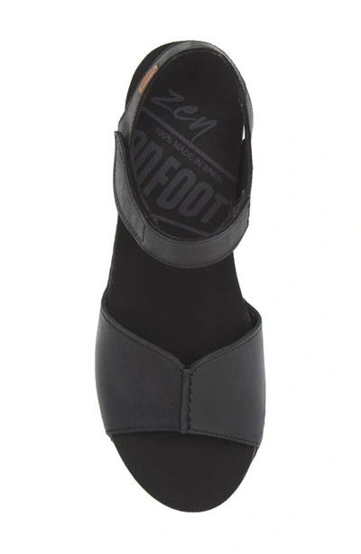 On Foot Samoa 310 Wedge Sandal In Black