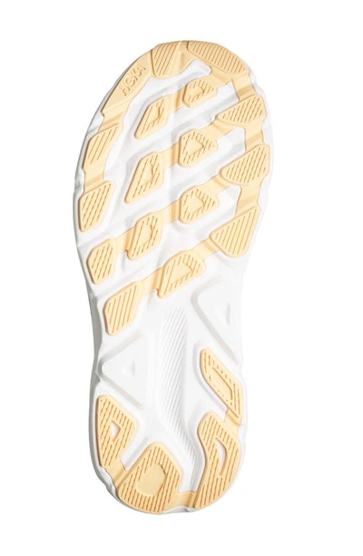 Hoka Clifton 9 Sneakers In Pink