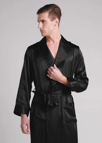 Shop Lilysilk Men's 22 Momme Lapel Collar Long Silk Robe In Black