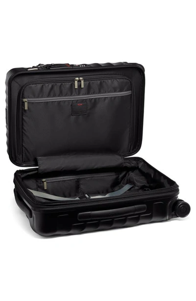 Tumi 22-inch 19 Degrees International Expandable Spinner Carry-on In 6 Black Texture