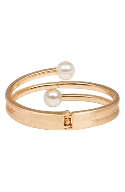Shop Saachi Endless Pearl Bracelet In Gold