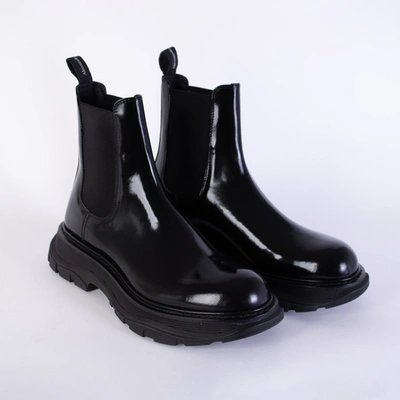 Shop Alexander Mcqueen Leather Chelsea Men's Boots In Black