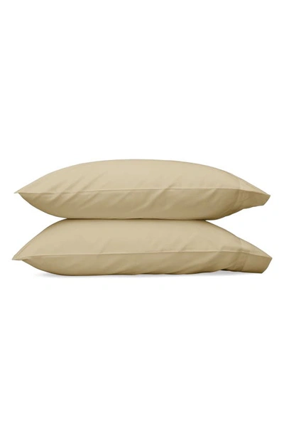 Shop Matouk Nocturne 600 Thread Count Set Of 2 Pillowcases In Champagne