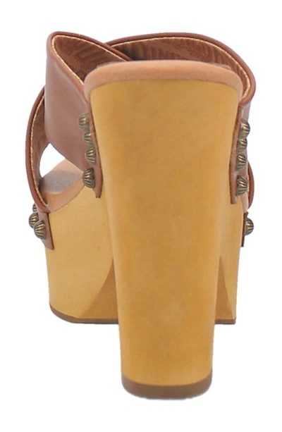 Dingo Driftwood Platform Wedge Sandal In Tan