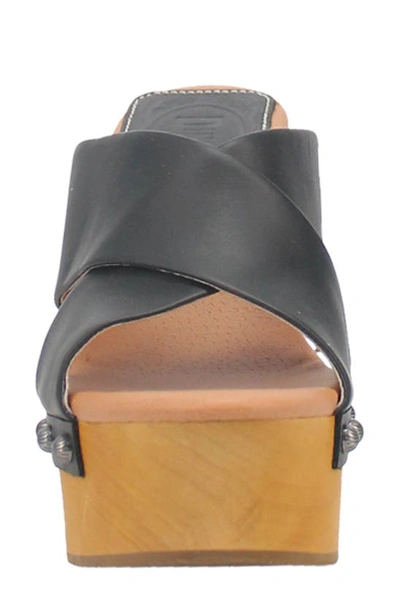 Dingo Driftwood Platform Wedge Sandal In Black