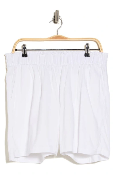 Adrianna Papell Elastic Waist Shorts In White ModeSens