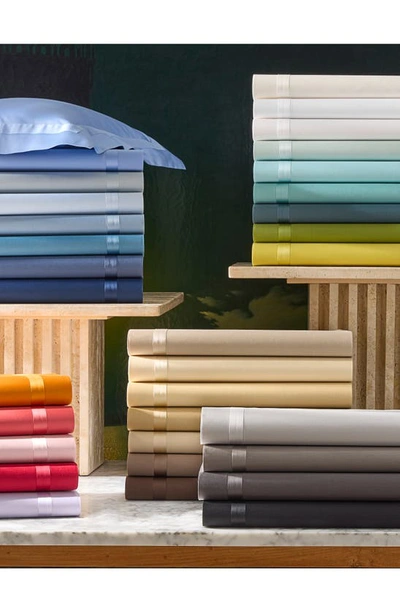 Matouk Nocturne 600 Thread Count Duvet Cover In Grass